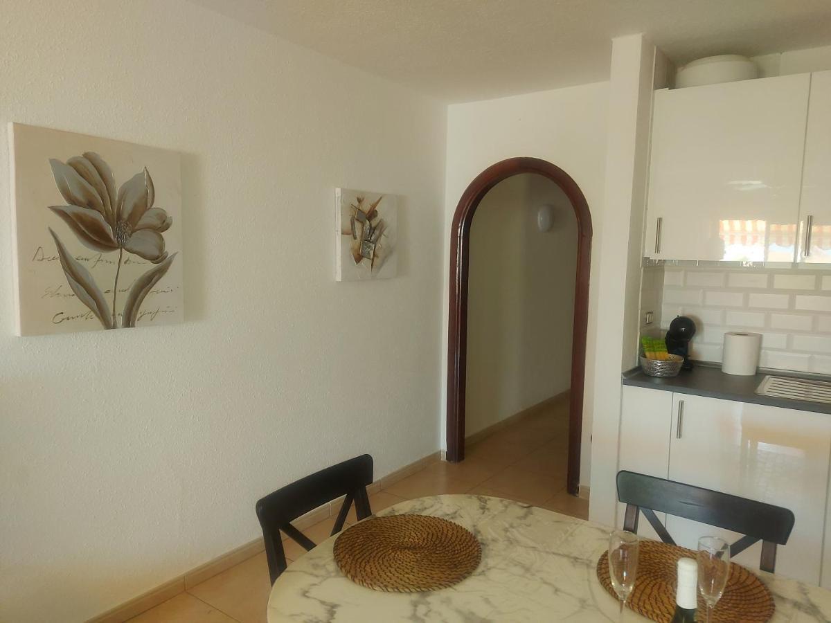 Under The Lime, Beautiful Apartment Los Cristianos Los Cristianos  Esterno foto