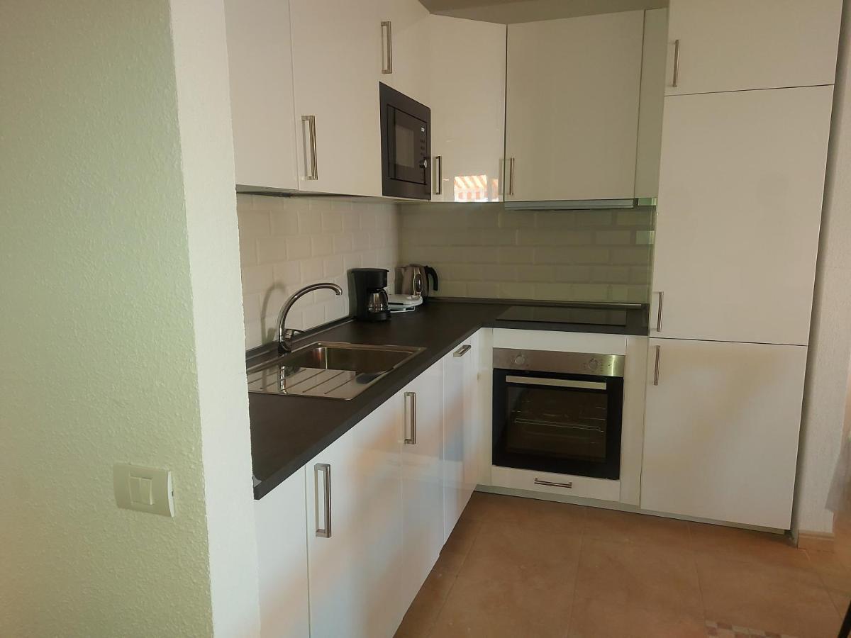 Under The Lime, Beautiful Apartment Los Cristianos Los Cristianos  Esterno foto